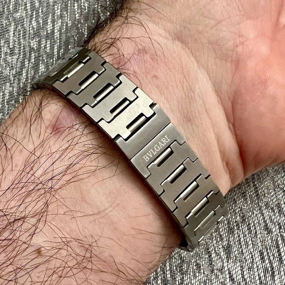 Bvlgari Estate Sapphire Crystal Quartz Watch Stainless Steel 38 mm B12 - Picture 5 of 5